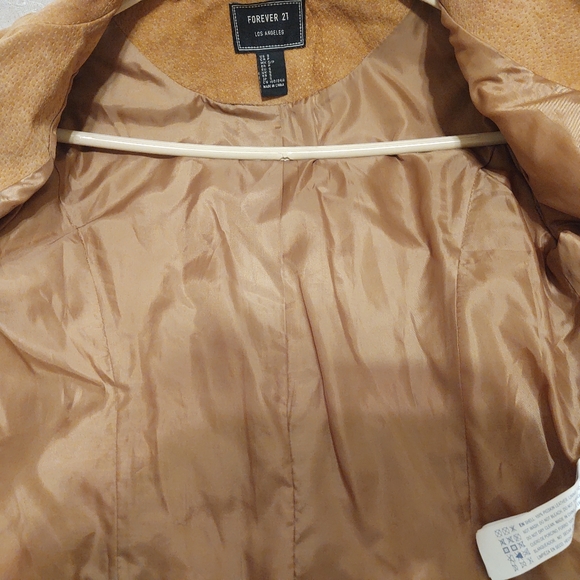 Forever 21 Cropped Fitted Suede Motorcycle Jacket in Tan/Camel - Picture 14 of 14